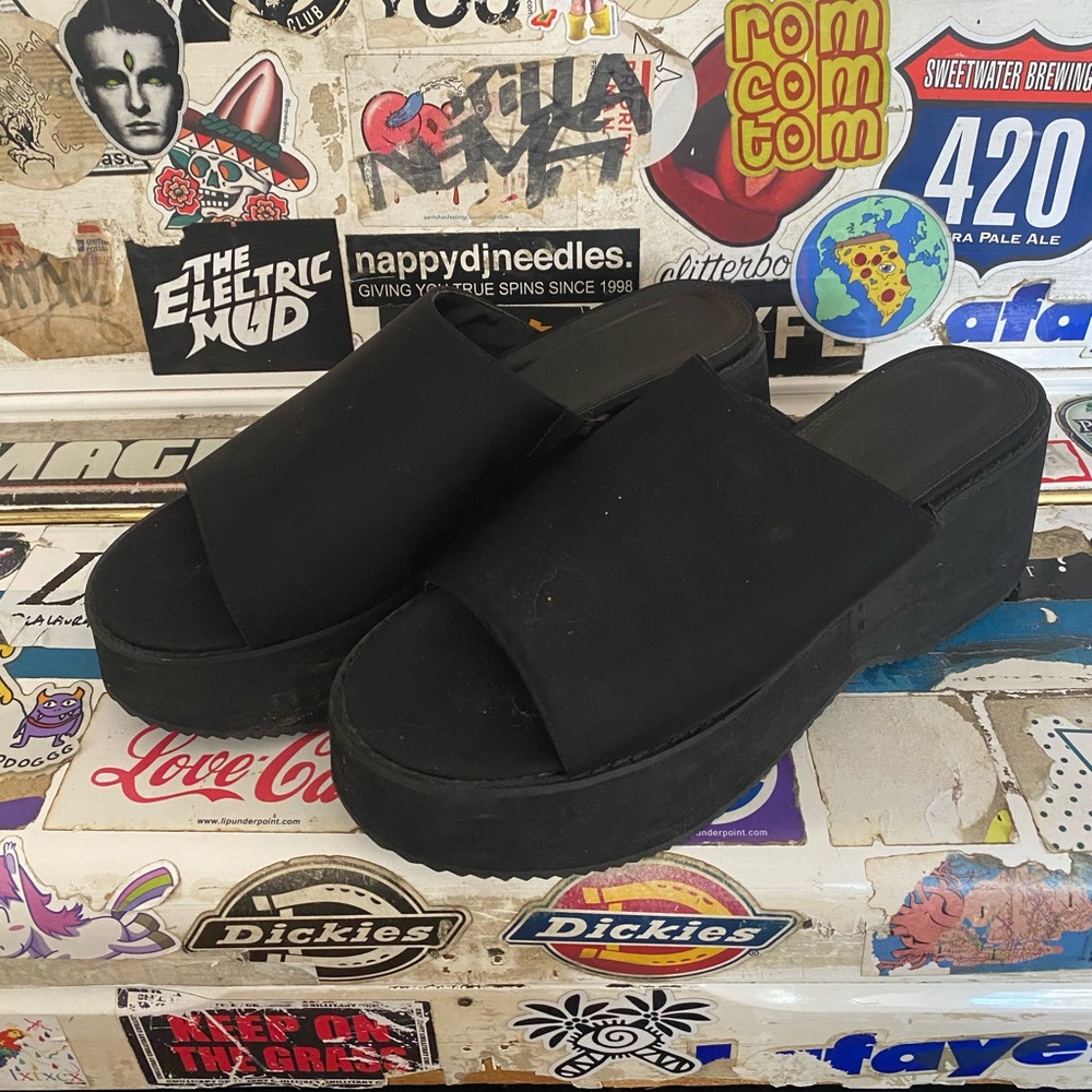 Y2K Platform Mules